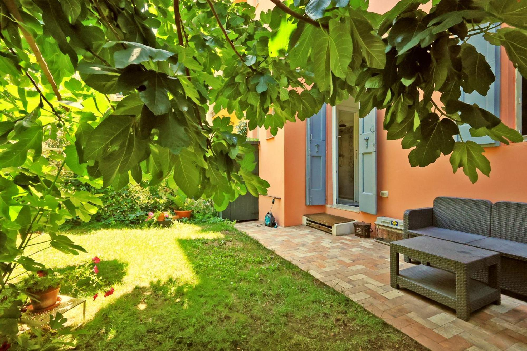Ferienwohnung Oasis In The Centre Of Bologna Exterior foto